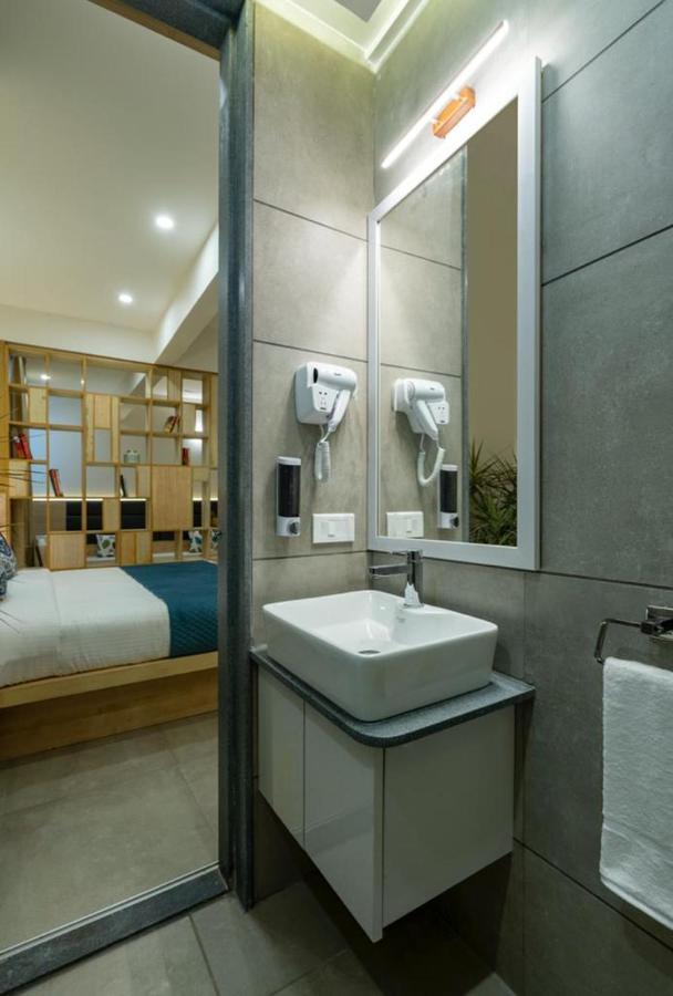 Iris Suites Bangalore Exterior foto